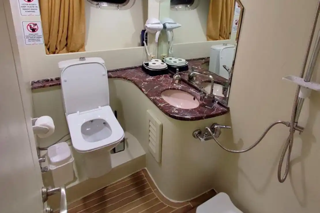 Antalya Yacht Rental 30m Custom Built 87